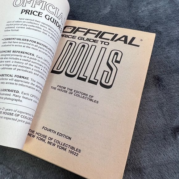The Official Price Guide To Dolls Fourth Edition Book Antique Modern Collecibles - Picture 4 of 9